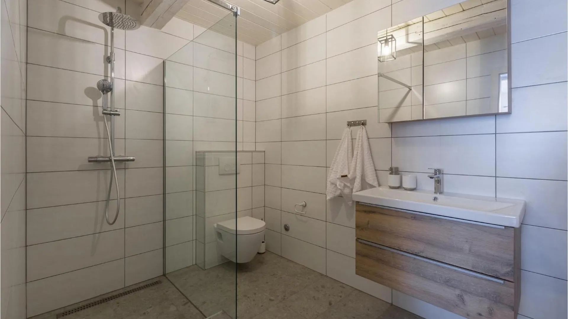 Holiday home Villa Rosa Kringa Tinjan