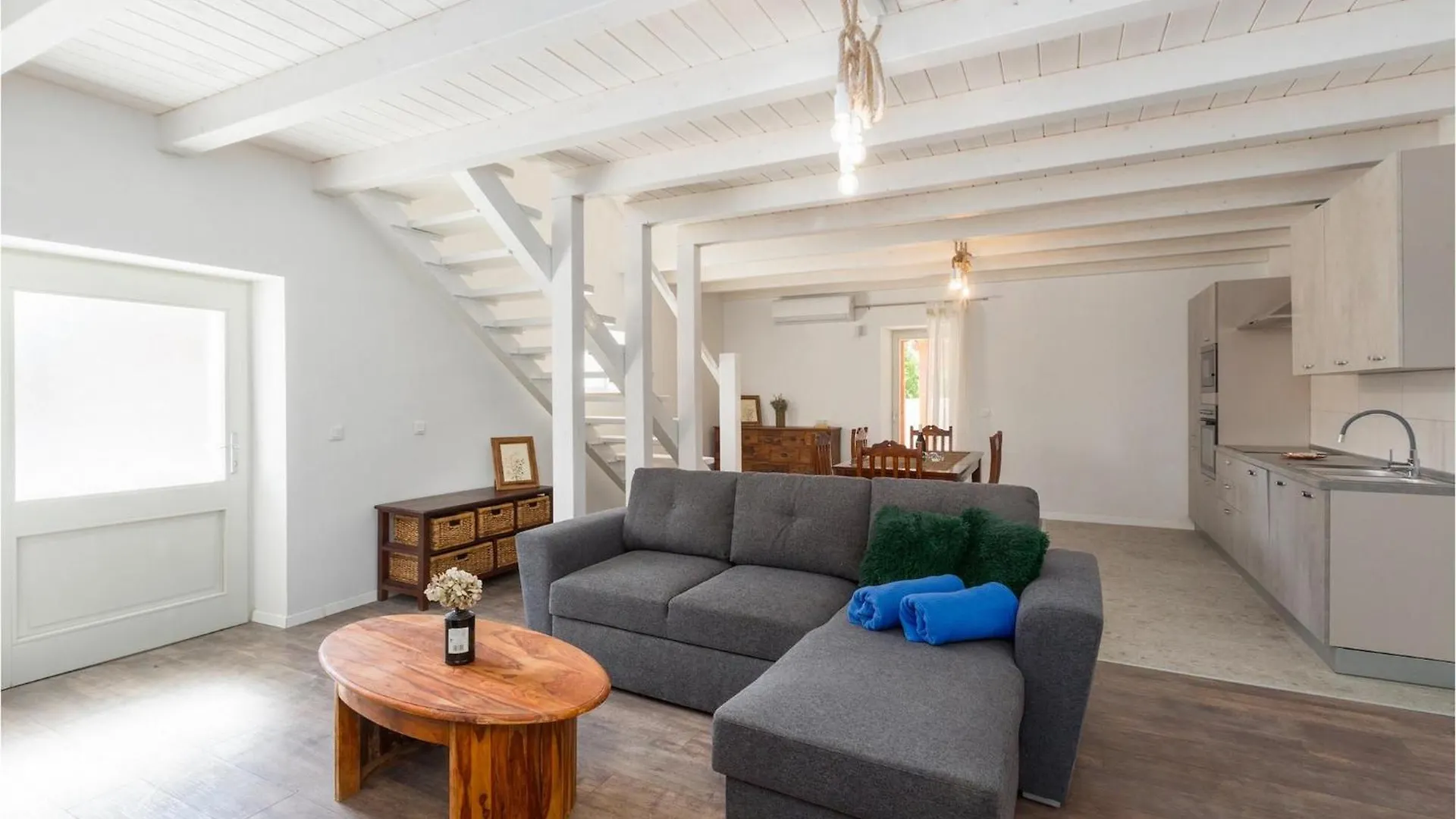 Villa Rosa Kringa Tinjan Croatia