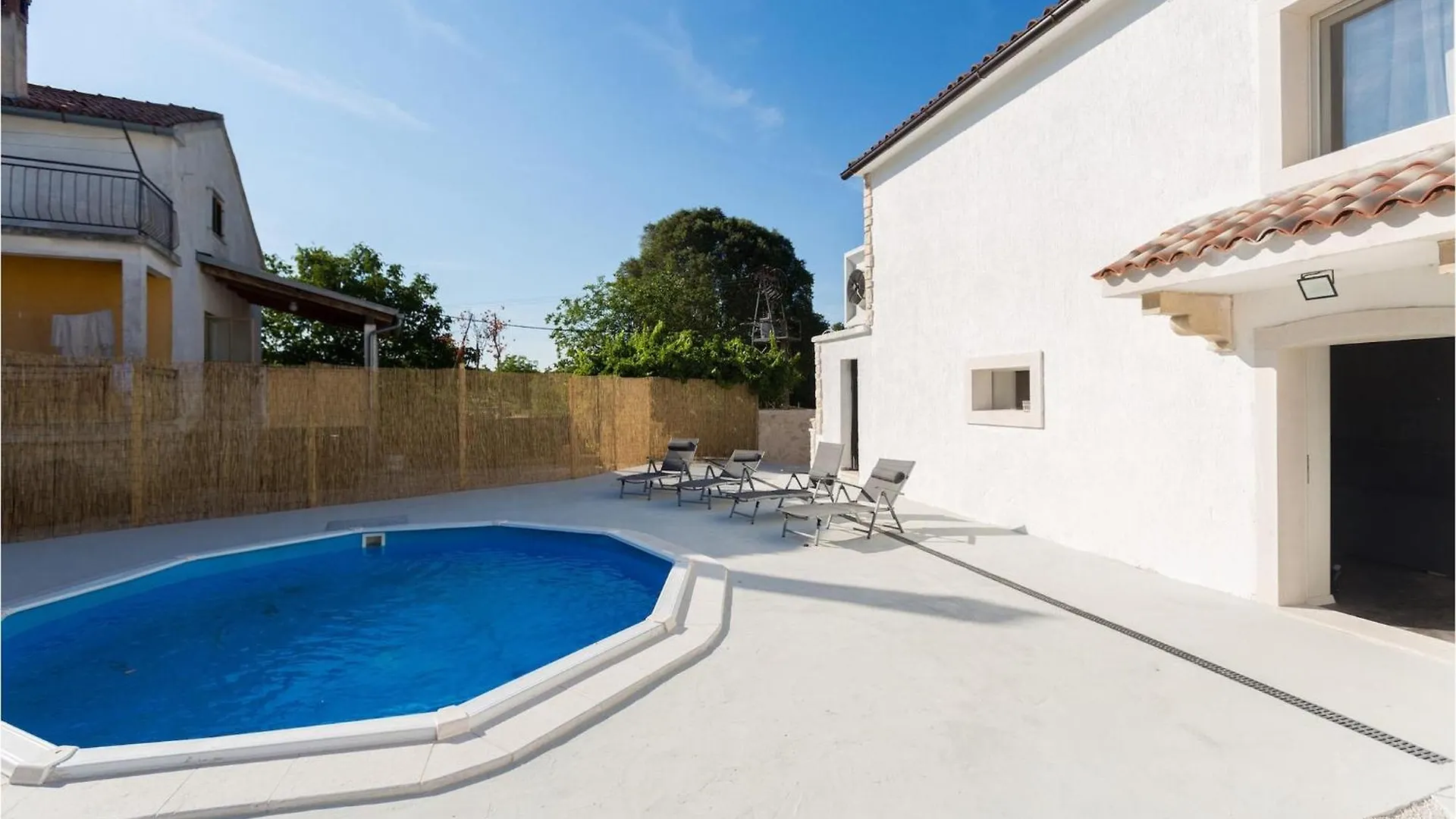 Villa Rosa Kringa Tinjan Croatia